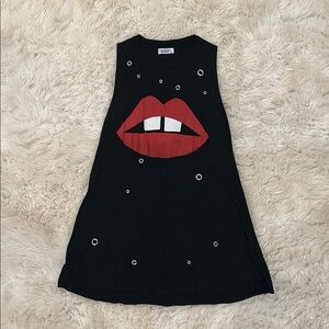 Lauren Moshi Size S.Chic Black Sleeveless Dress with Red Lips Graphic